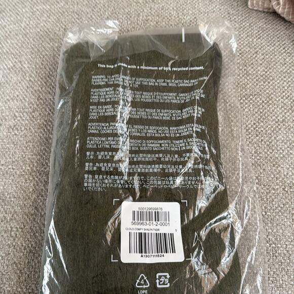 Old Navy Alpine Tundra Extra High-Waisted CloudComfy Skort - Picture 9 of 10